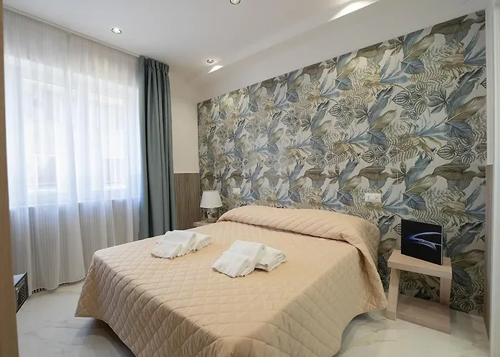 Hr Boutique Porto, Napoli Centro, By Clapa Group