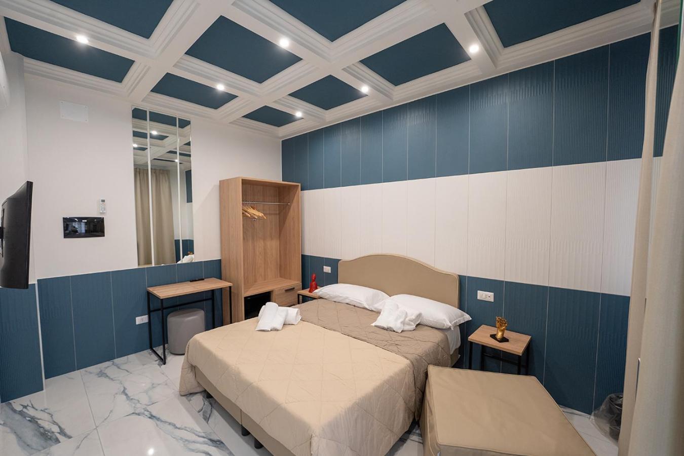 Guest house Hr Boutique Porto, Centro, By Clapa Group Naples